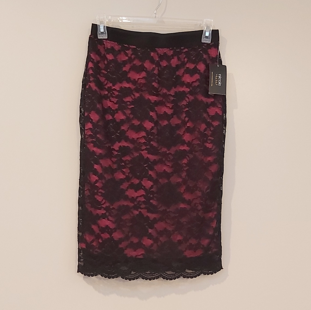 Black lace skirt NWT